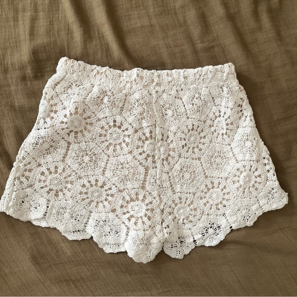 Zara Crochet Shorts - Size Small - Picture 3 of 7